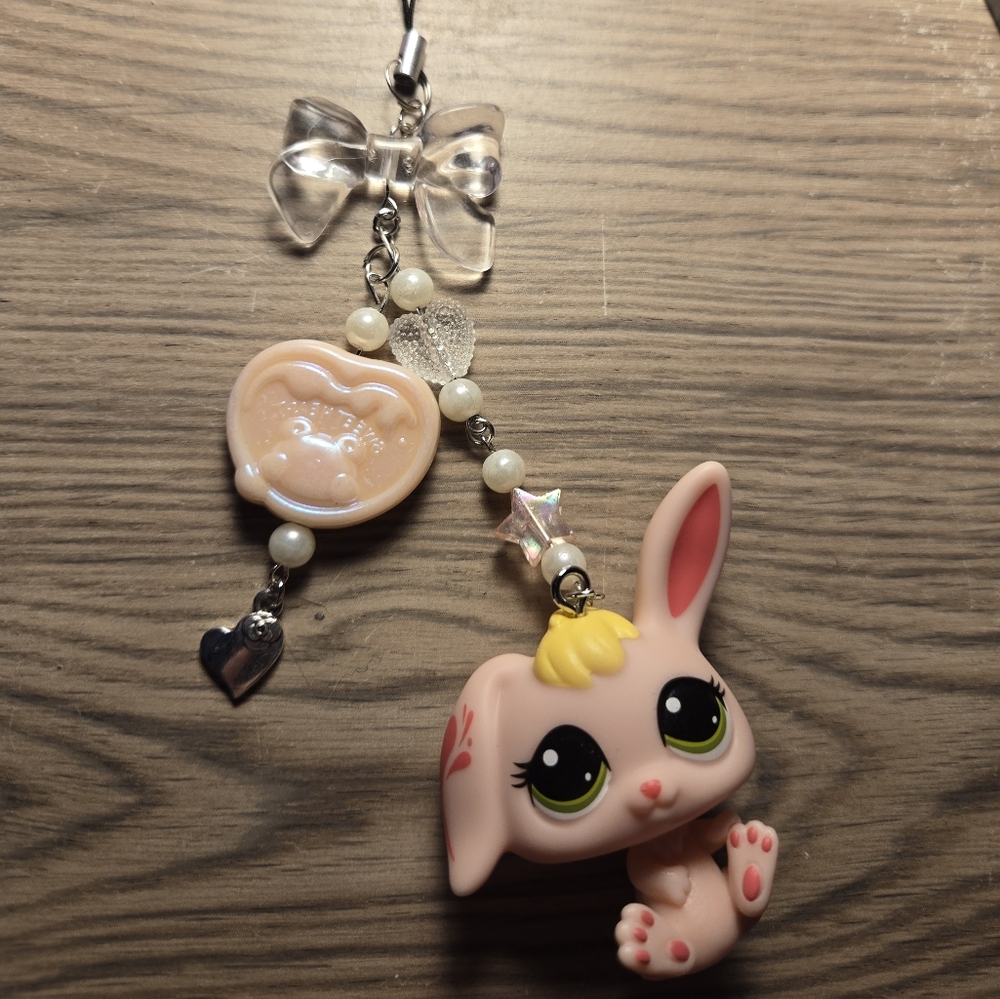 Bunny littlest petshop phone charm